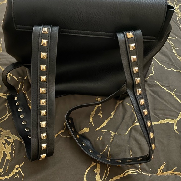 Black backpack purse - Picture 2 of 3